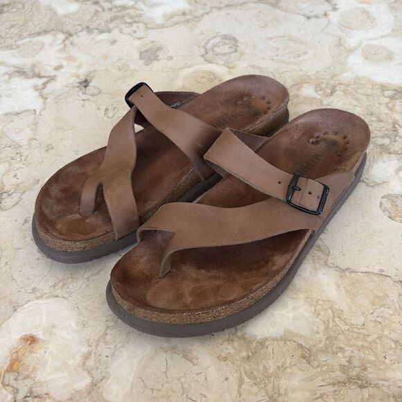 Mephisto Helen Classics Soft Footbed Sandals - Picture 3 of 14